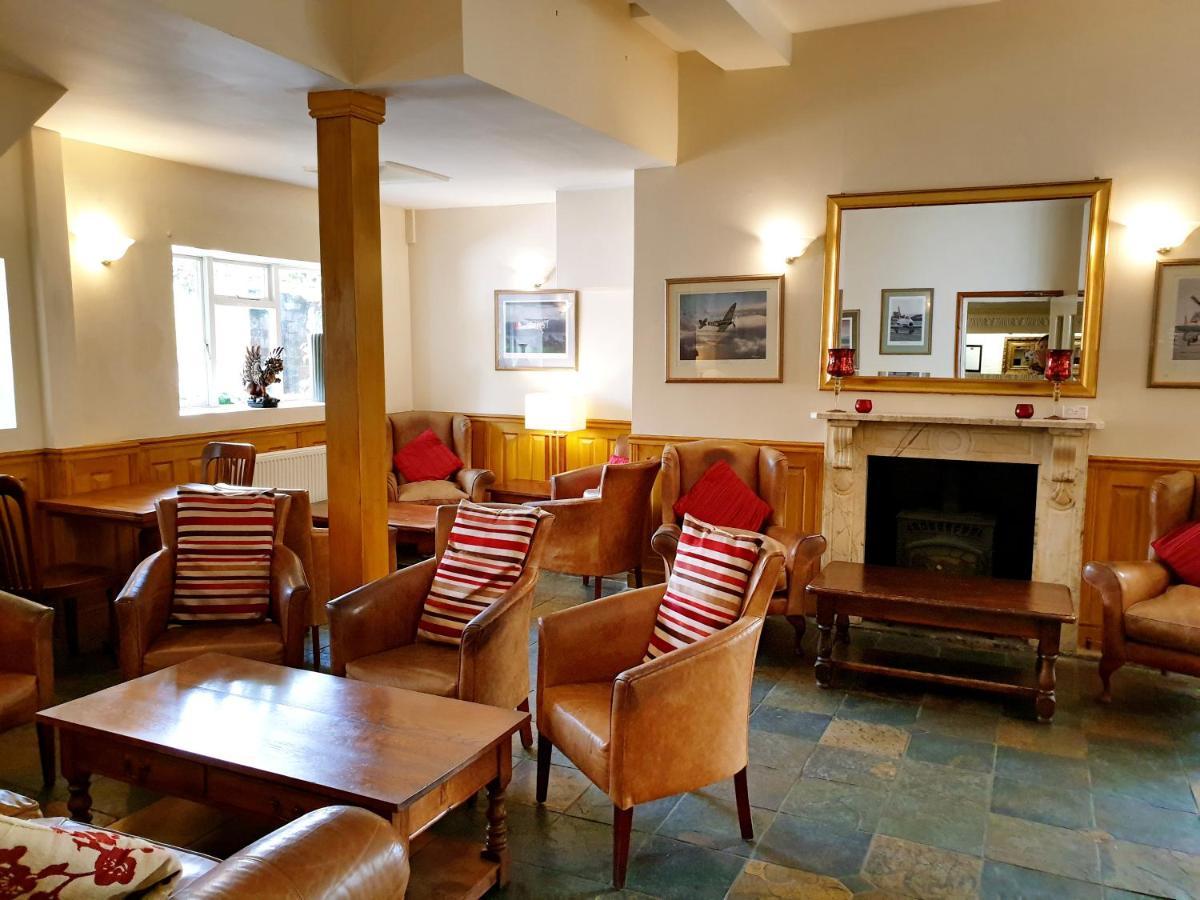 The Crown House Inn Great Chesterford Bagian luar foto