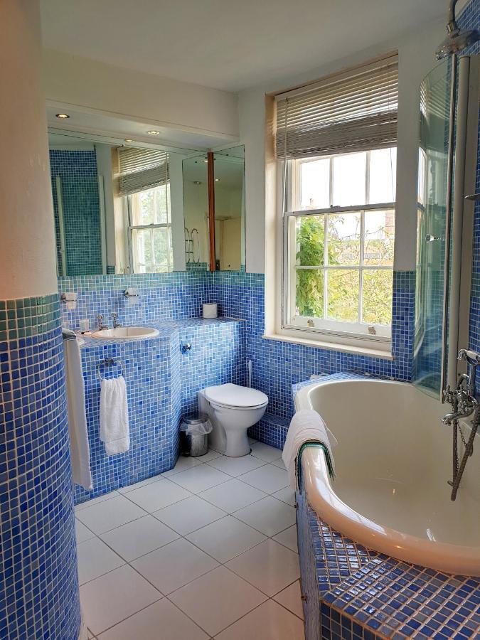 The Crown House Inn Great Chesterford Bagian luar foto