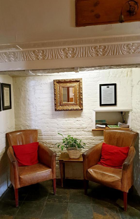 The Crown House Inn Great Chesterford Bagian luar foto
