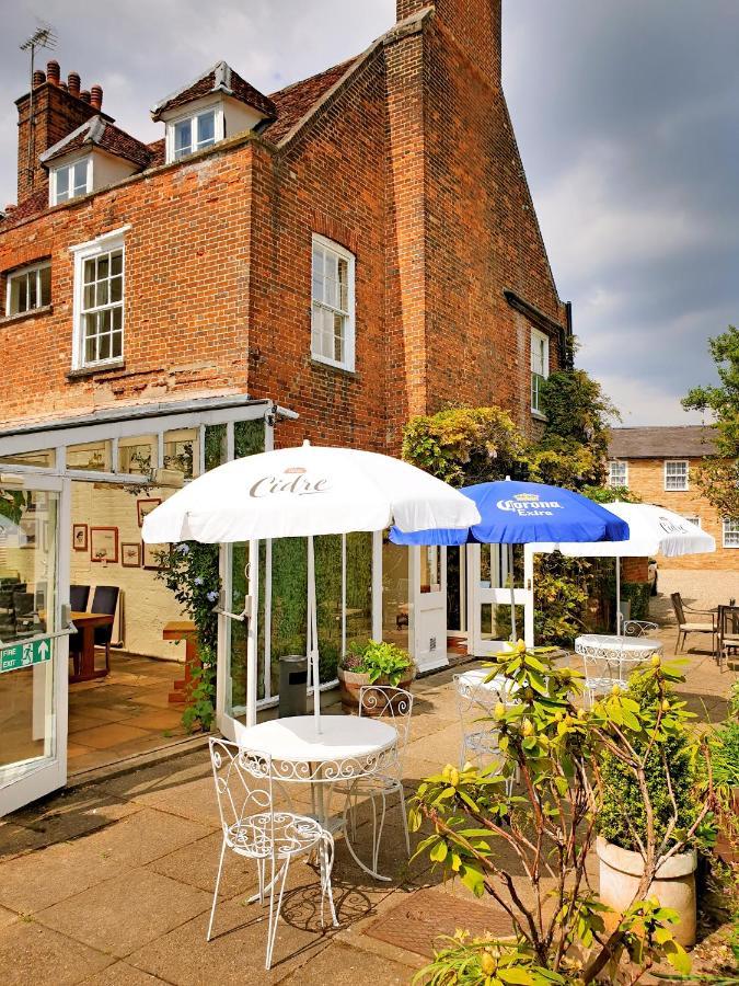 The Crown House Inn Great Chesterford Bagian luar foto