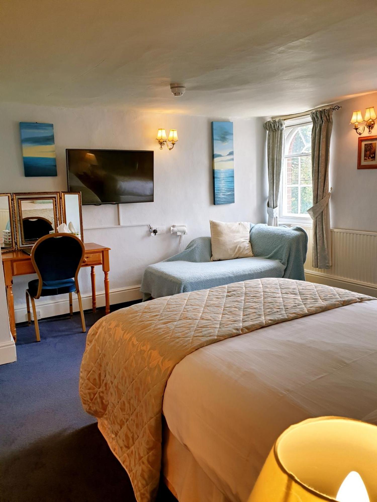 The Crown House Inn Great Chesterford Bagian luar foto