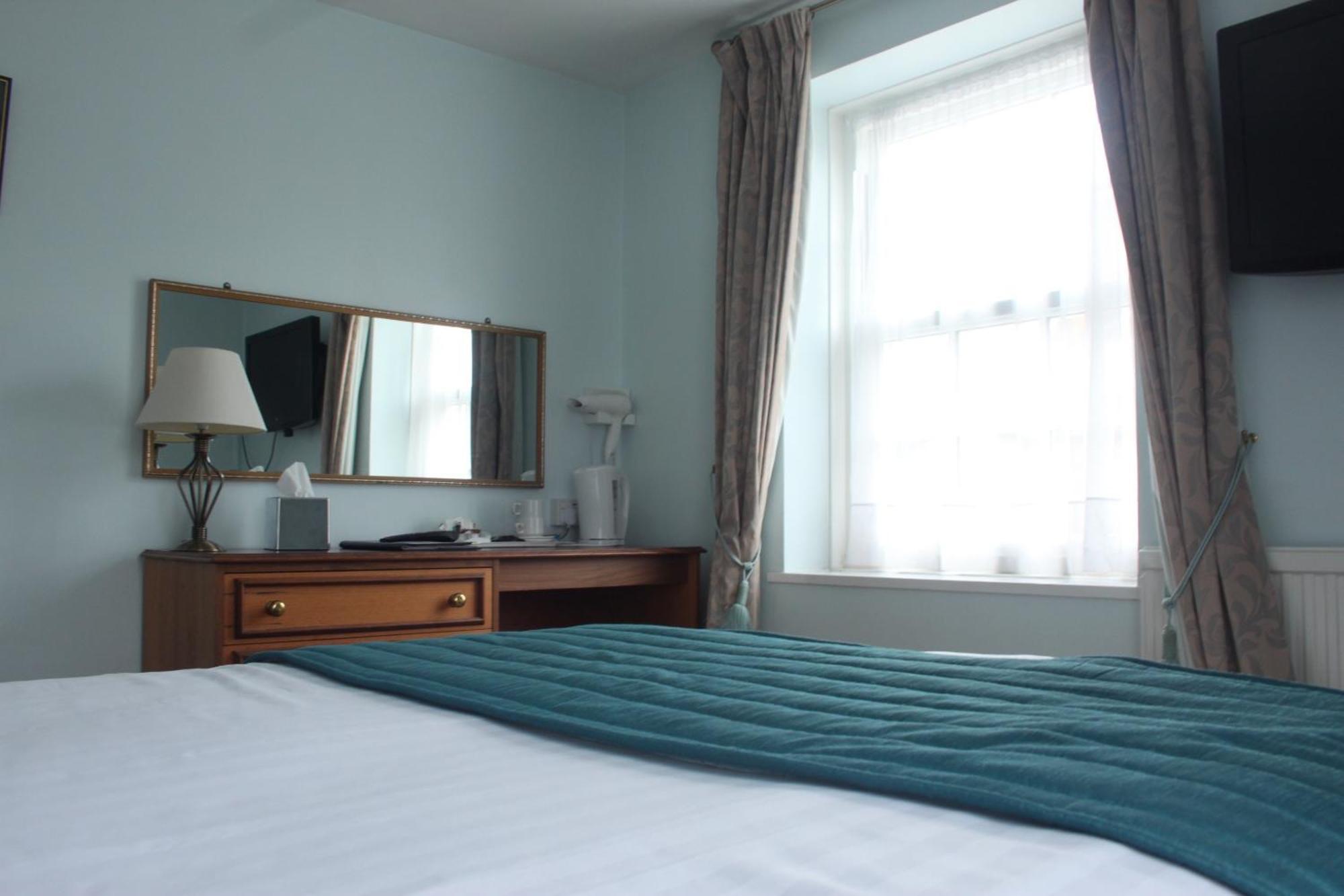 The Crown House Inn Great Chesterford Ruang foto